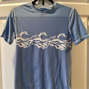 Gap short sleeve swim shirt / rash guard light blue